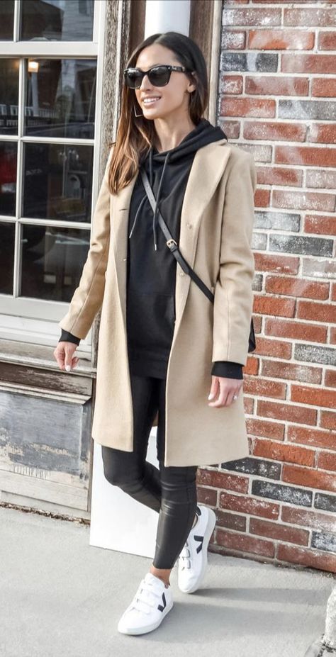 Long Camel Coat Outfits, Coat Outfit Ideas, Long Camel Coat, Coat Outfit Casual, Camel Coat Outfit, Look Boho Chic, Fest Outfits, Outfits For Fall, Looks Street Style