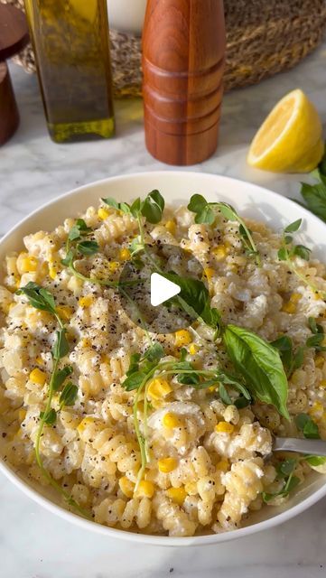 Jamie Milne on Instagram: "creamy corn pasta recipe by @everything_delish 🌽 save this pasta dish for your next quick & easy dinner! 

we all know that corn has had its moment lately, and I’m here for it because I absolutely love my creamy corn pasta dish! this is an easy pasta recipe to make for dinner and the leftovers are great for lunch! the flavors are bright, yet perfect for the summer! Find the recipe below, enjoy xx 

Ingredients 
1 Box of Pasta of choice 
1 Container of Ricotta (I used @trestellecheese ) 
2 tbsp unsalted butter, divided (I used @gayleafoodscoop ) 
1 tbsp olive oil, divided 
2 fresh Corn 
1/2 white onion, diced 
2 tbsp garlic, grated 
1/3 cup dry white wine 
1/2 lemon, juiced 
1/2 lemon, zested 
1/3 cup pasta water - use as needed
1/2 cup cooking cream (I used Seal Creamy Corn Pasta, Easy Pasta Recipe, School Dinner, Corn Pasta, Cooking Cream, Pasta Water, Instagram Recipes, Creamy Corn, Bacon Pasta