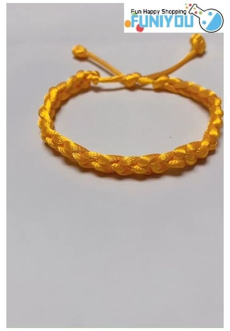 How To Braid A Bracelet Easy, How To Make Diy Bracelets Easy, Diy Knotted Bracelet, Drawstring Bracelets Diy, Twine Bracelet Diy, Bracelet Handmade Diy Ideas, Jute Bracelet Diy, Knot Bracelet Diy Tutorials, Diy Bracelet For Him