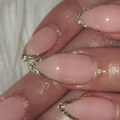 Hello Glitter on Instagram: "📸" Gold Glitter Pedicure, Gold Glitter French Tip, Gold Sparkle Nails, Glitter French Tip, Glitter French Tips, New Years Eve Nails, Nail Goals, December 21, French Tips