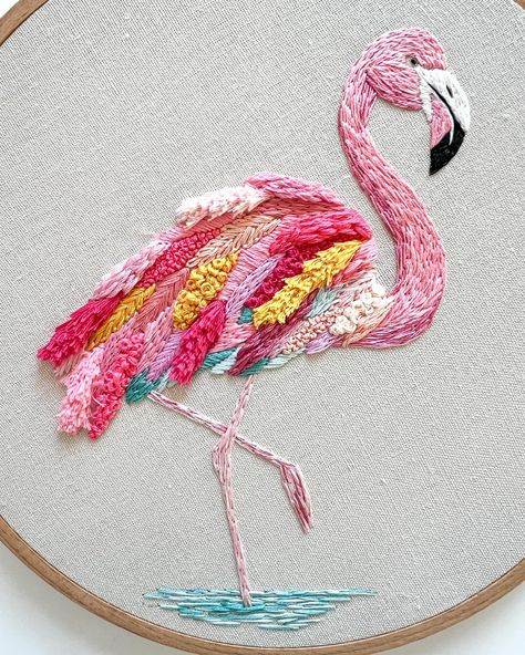 New 🦩 with loads of texture. Should I make a pattern for this? #flamingo #modernembroidery #handembroidery #embroidery #embroideryart #damngoodstitch #dmcembroidery #dmcthreads Embroidery Flamingo, Machi Work, Aplic Work, Flamingo Embroidery, Tiny Embroidery, Pink Flamingos Birds, Embroidery Accessories, Valentine Words, Animals Embroidery