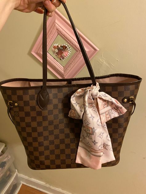 Dream Bags, Luxury Bags Collection, Girly Bags, Blair Waldorf, Money And Happiness, Damier Ebene, Vuitton Neverfull, Louis Vuitton Bag Neverfull, Lv Bag