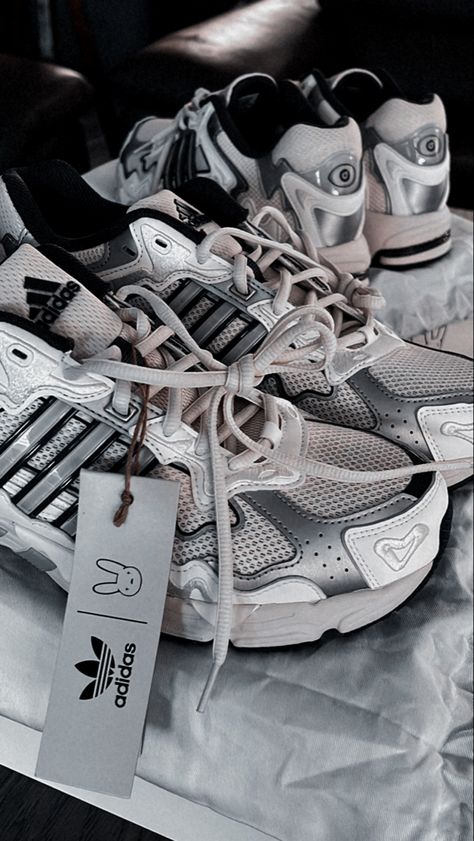 Bad Bunny Sneakers Adidas, Bad Bunny Shoes, Bad Bunny Adidas, Adidas Bad Bunny, Bunny Shoes, Shoes Wallpaper, Pretty Shoes Sneakers, Shoe Wishlist, Adidas Running Shoes