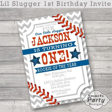 Celebrate your little guys birthday party with this baseball / little slugger / rookie of the year invitation. Features baseball lacing, stars and a fun chevron pattern to announce his birthday party! ⇒ You will receive one personalized Birthday Invitation, all ready to print. ⇒ Your choice of 5 x Lil Slugger, Baseball First Birthday, Thank You Party, Rookie Of The Year, Mens Birthday Party, First Birthday Banners, Personalized Banners, Boy Birthday Invitations, Photo Banner