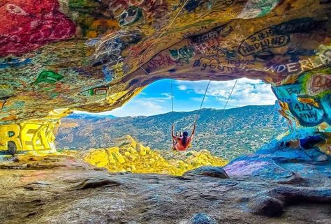 Hike To This Secret Cave Swing For Breathtaking Views Of The Valley - Secret Los Angeles Los Angeles Hiking Trails, Santa Susanna, Hikes In Los Angeles, Simi Valley California, Hawaii Hikes, Hiking Places, California Desert, Simi Valley, Mountain Biker