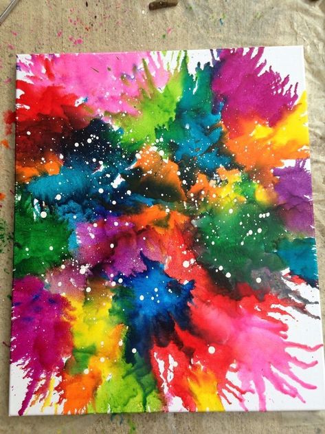 Melted Crayon Crafts Canvases, Crayon Melt Art, Wax Crayon Art, Melted Crayon Crafts, Crayons Artwork, Crayon Art Diy, Melted Crayons, Melted Crayon Art, Crayon Crafts