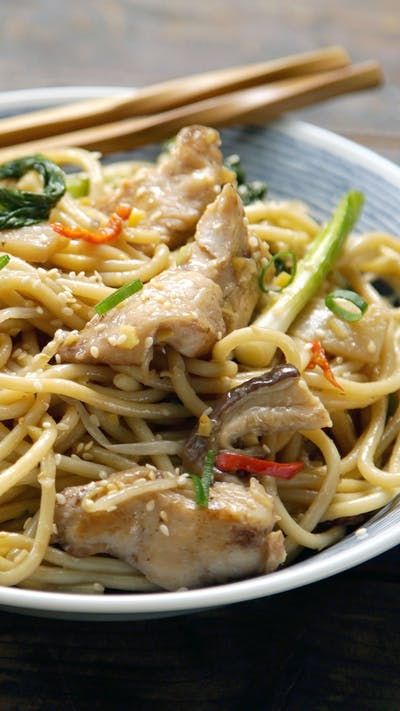 One-Pot Chicken Chow Mein ~ Recipe | Tastemade Fusion Foods, Chipotle Pasta, Delicious Noodles, Chinese Five Spice, Chow Mein Recipe, Chicken Chow Mein, Chinese Cooking Wine, Five Spice, Chinese Noodles