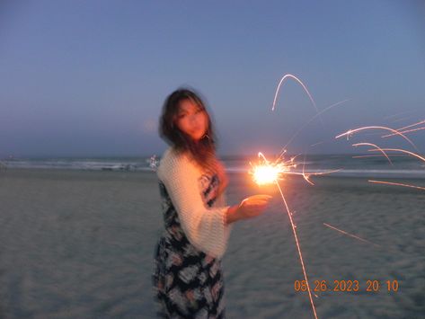 beach 
beach pics
pics
photography
instagram
aesthetic Beach Sparkler Pictures, Sparklers On The Beach, Beach Birthday Ideas For Teens, Birthday At The Beach Aesthetic, Disco Beach Party, Beach Sparklers, Beach Birthday Shoot, Birthday Beach Ideas, Sparklers Aesthetics