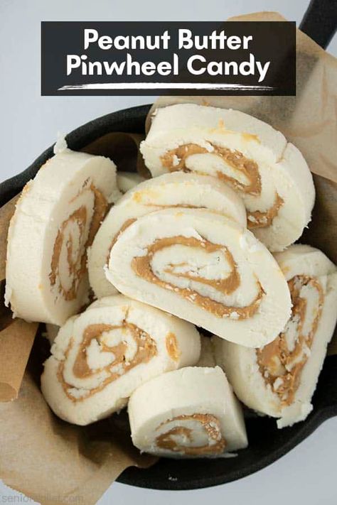 Pinwheel Candy Recipe, Peanut Butter Pinwheel Candy, Peanut Butter Pinwheels, Pinwheel Candy, Potato Candy, Christmas Candies, Easy Candy, Peanut Butter Candy, Peanut Butter Roll