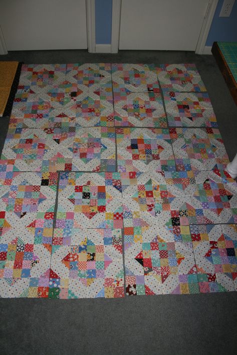 Crossroads Quilt, Scrappy Quilt Patterns, Scrap Quilt Patterns, Beginner Sewing, Beginner Sewing Projects Easy, Scrappy Quilt, Leftover Fabric, Scrappy Quilts, Fabric Baskets