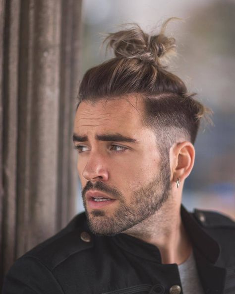 Man Bun With Fade, Medium Fade Haircut, Man Bun Haircut, Top Knot Men, Man Bun Undercut, Faded Haircut, Man Bun Styles, Mid Fade Haircut, Man Bun Hairstyles