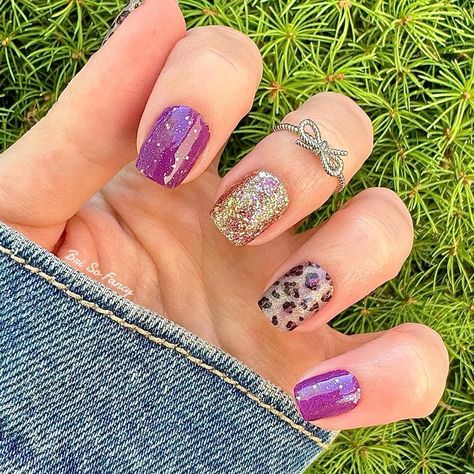 What an amazing combo! Summer Nails Color Street, Color Street Combos 2024, Color Street Combos, Color Street Mixed Mani, Mani Ideas, Nail Color Combos, Mixed Mani, Tastefully Simple, Leopard Coat