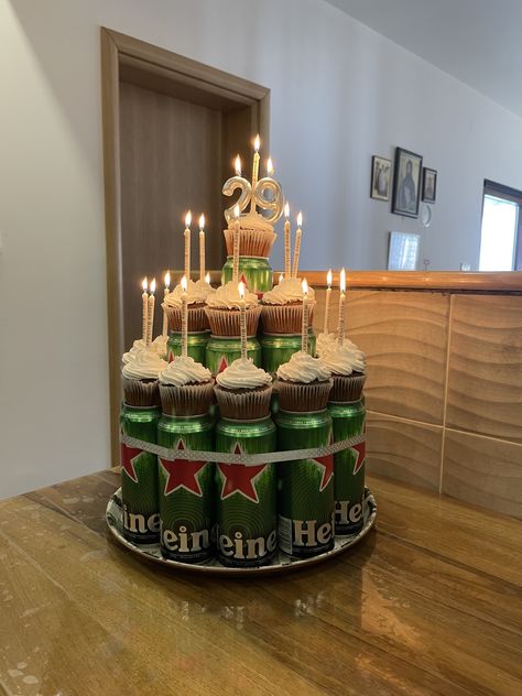 Guys Birthday Decorations, 45th Bday Ideas For Men, 24th Birthday Ideas Men, 21st Bday Ideas For Guys, 18th Birthday Idea, Birthday Cupcakes Ideas For Boyfriend, 19 Birthday Gift Ideas, Male Birthday Ideas, Pokloni Za Rodjendan Ideje