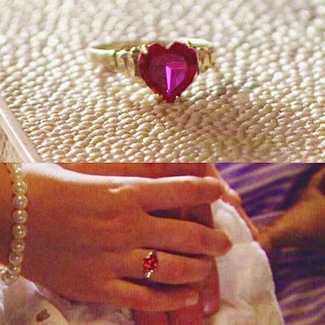 Blair Waldorf Ring, Quotes Blair Waldorf, Brunch Quotes, Gossip Girl Blair Waldorf, Estilo Gossip Girl, Movie Jewelry, Blair Waldorf Gossip Girl, Gossip Girl Blair, Girls Brunch