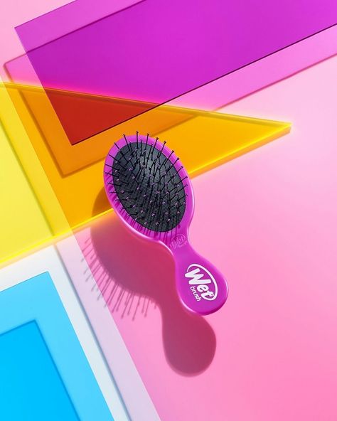 #wetbrush Tiny but mighty, this brush fits perfectly into purses, backpacks and baby bags, tackling tangles twice its size with ease. Where do you keep your on-the-go #hairbrush? 👜🚗? School Routine For Teens, School Routine, Hair Brushes, Wet Brush, Product Photography, Baby Bag, Hair Brush, Tangled, Backpacks