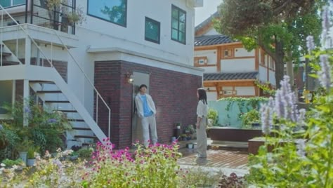 Kdrama House, Our Beloved Summer Kdrama, Beloved Summer Kdrama, Woo Shik, Japanese Countryside, Sims 4 House Ideas, Our Beloved Summer, Beloved Summer, Korean Drama Funny