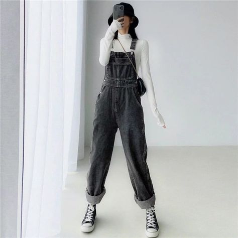 d72fbbccd9fe64c3a14f85d225a046f4desc52439971ri Denim Jumpsuits, Jumper Pants, Streetwear Chic, Jumper Outfit, Denim Jumper, Gay Fashion, Jumpsuit Outfit, Light Academia, Current Fashion Trends