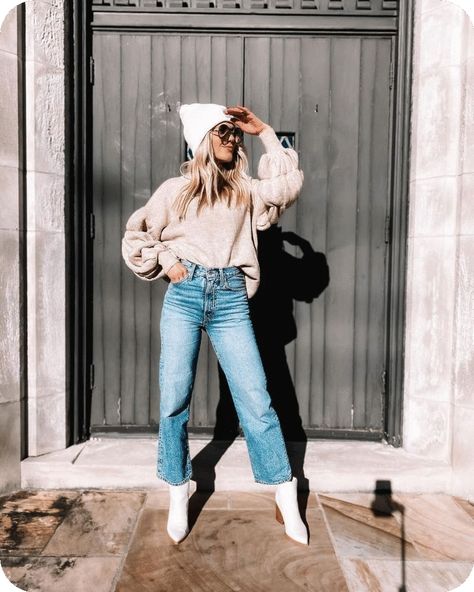 White Fall Boots Outfit, Ankle White Cowboy Boots Outfit, White Shirt Boots Outfit, How To Style Ivory Boots, White Boot Office Outfit, White Patent Boots Outfit, How To Style White Boots Winter, Styling White Boots Fall, White Boots Jeans Outfit