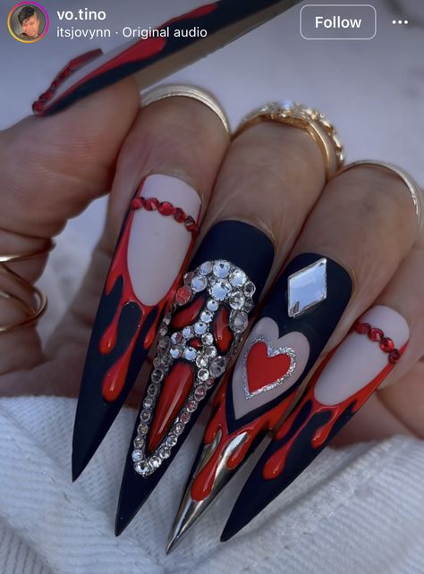 Scary Valentine Nails, 40 Birthday Nail Designs, Burlesque Nails Design, Horror Valentines Nails, Halloween Stilleto Nail Designs, Halloween Nails Stilleto Shape, Nude And Red Nail Designs, Kawaii Nail Art Korean, Harley Quinn Nails Designs