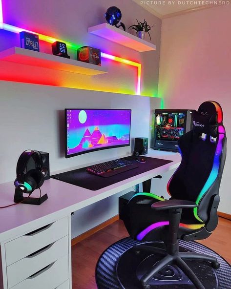 Boys Gaming Bedroom, Gaming Bedroom Ideas, Setup Inspiration, Gaming Bedroom, Gamer Bedroom, Small Game Rooms, Gaming Rooms, Best Gaming Setup, Setup Gamer