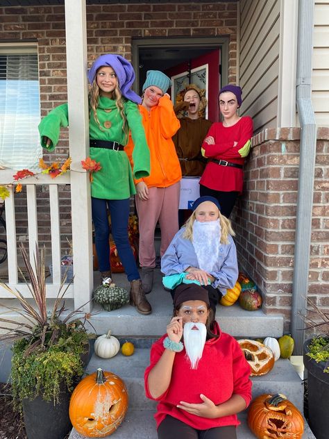 7 Dwarves Costumes, Miner Costume, Snow White 7 Dwarfs, Fake Beards, 7 Dwarfs, With My Friends, Trick Or Treating, Rapunzel, Beards