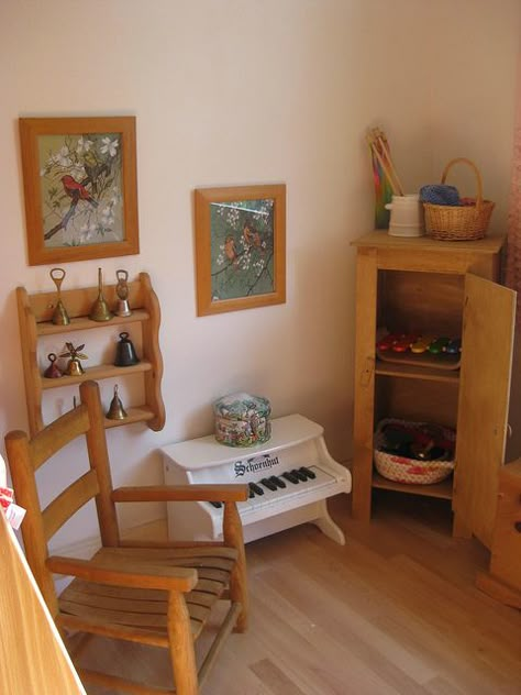 360 of the Playroom: Music Corner | Flickr - Photo Sharing! Preschool Environments, Nursery Setup, Waldorf Playroom, Captain Chaos, Kindergarten Interior, The Wonder Years, Steiner Waldorf, Music Corner, Preschool Rooms