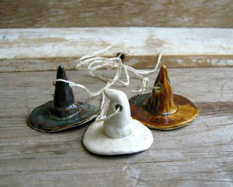 Hat Ornaments, Yule Crafts, Pagan Yule, Wiccan Crafts, Pagan Crafts, Shirt Stripes, Witchy Crafts, Vintage Flag, Wedding Pets