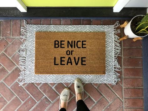 First impressions are everything. Try your hand at a DIY doormat, or shop our favorite picks you can purchase. Be Nice Or Leave, Diy Doormat, Funny Door Mat, Geometric Trees, Monogram Door Mat, Funny Welcome Mat, Porch Colors, Weathered Paint, Diy Monogram