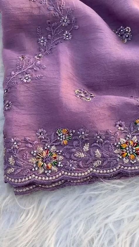 Organza Sari Blouse Designs, Blouse Designs For Fancy Sarees, Embroidery Saree Designs, Fancy Sarees With Price, Saree With Price, Knit Wrap Pattern, Pakistani Bridal Dress, Simple Saree Designs, Latest Blouse Designs Pattern