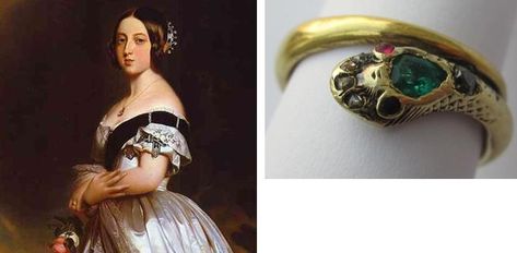 Sarah Ferguson Wedding Dress, Queen Victoria Engagement Ring, 3 Snakes, Sarah Ferguson Wedding, Queen Victoria Wedding, Royal Engagement Rings, Victoria Wedding, Iconic Weddings, Sarah Ferguson