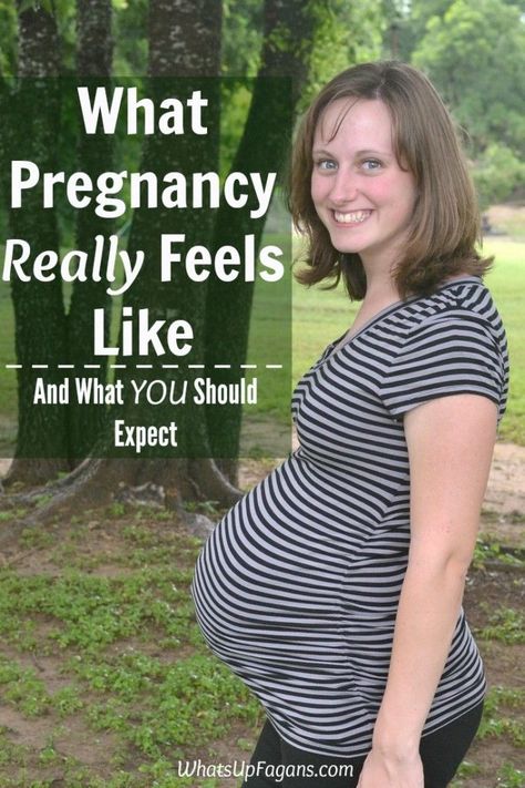 I love this mom's explanation of what being pregnant actually feels like! And knowing what to expect when your expecting a baby and dealing with a pregnancy is so helpful!! Baby Gender Prediction, Pregnancy Hacks, Being Pregnant, Newborn Hacks, Baby Kicking, Pumping Moms, Breastfed Baby, Baby Sleep Problems, Before Baby