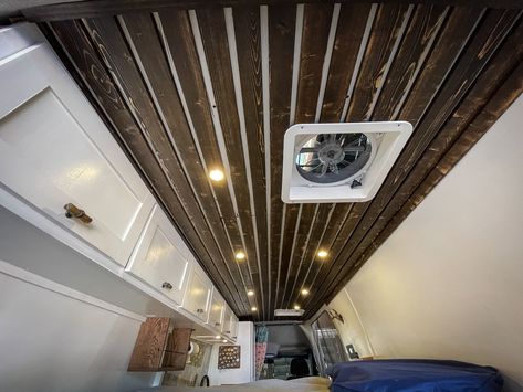 Camper Van Ceiling, Campervan Ceiling Ideas, Van Ceiling Ideas, Campervan Ceiling, Slatted Ceiling, Van Ceiling, Vanlife Diy, Van Renovation, Wood Slat Ceiling