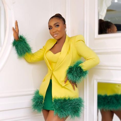 Mimi Linda Yina on Instagram: "It’s The Color Combo For Me @medlinboss Color Combo GEM 💎 Premium ONLY …. Birthday Gurl @gracyud_k Styled @medlinboss Couture suit @medlincouturecollection Location @medlin_empire" Blazer Ideas Women, Elegant Blazer Outfits, Couture Suit, Blazer Ideas, Official Wear, Fashion Designer Quotes, Fancy Lady, Classy Short Dresses, Fashion Show Dresses