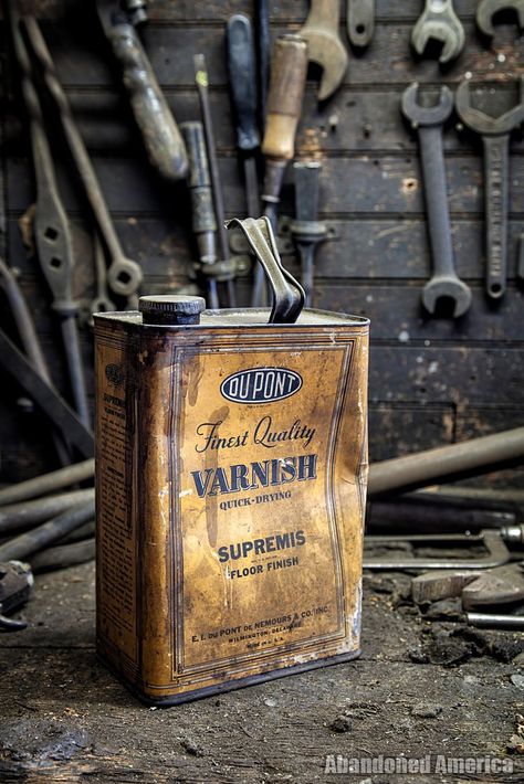 Abandoned Kitchen, Engineering Workshop, Abandoned Cities, Props Concept, Props Art, Game Props, Still Life Photos, Man Wallpaper, Hauntingly Beautiful