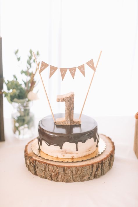 Nature Theme First Birthday, Woodland Smash Cake, Woodland Baby Birthday, Woodland Themed First Birthday, Toddler Birthday Themes, Woodland Birthday Cake, Woodland First Birthday, Lincoln Birthday, Themed 1st Birthday