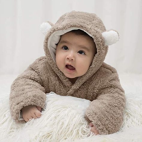 High Quality: Ultra high-quality materials, 100% polyester lining, warm flannel outfits. Skin-friendly, soft and comfortable. Fun Cartoon Bear Hoodie: Lovely bear ears design for your baby, it can keep them warm outside but look cute. This is essential in your baby's wardrobe in cold winter. Baby Bear Onesie, Cute Newborn, Flannel Outfits, Neutral Baby Clothes, Clothes Winter, Bear Hoodie, Bear Ears, Unisex Baby Clothes, Bear Cartoon