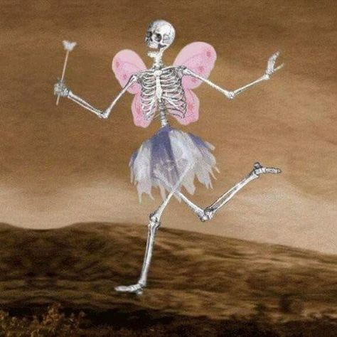 when u're dead inside but still trying to be there for everyone in your life Skeleton Fairy, Skeleton Pics, Silly Skeleton, Cartoon Profile Pictures, The Skeleton, Hippie Wallpaper, صور مضحكة, Really Funny Pictures, Daily Affirmations