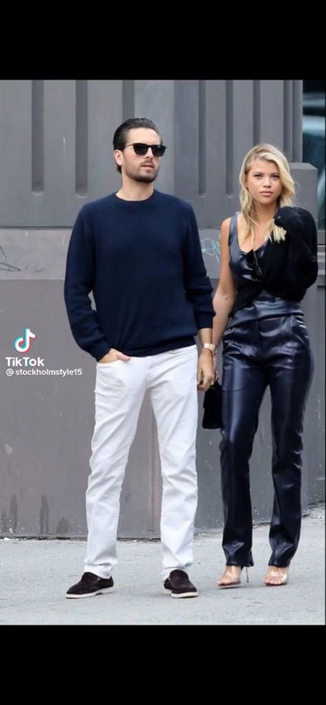 Scott Disick wering Loro Piana Summer Walks Suede Loafers Outfit, Loro Piana Loafers, Loro Piana Summer Walk, Scott Disick Style, Vip Series, Celebrity Style Men, Summer Walks, Loro Piana Men, Loafers Outfit