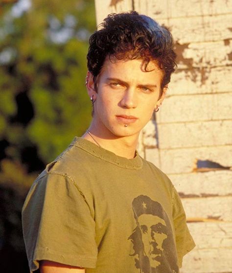 80s 90s 00s on Instagram: “Hayden Christensen in ‘Life as a House’, 2001.” Sam Monroe Hayden Christensen, Sam Monroe, Yearbook Photos, Hayden Christensen, 90s 00s, Yearbook, A House, On Instagram, Instagram