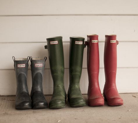 wellies Wellies Aesthetic, Welly Boots, Hunter Boots Outfit, Hunter Wellies, British Weather, Wellies Boots, Out Of The Closet, Wellington Boots, Rubber Boots