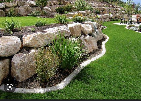 Rock Wall Landscape, Backyard Planning, Garden Landscaping Design Ideas, Garden Landscaping Design, Rock Retaining Wall, Stone Walls Garden, Sloped Backyard, Landscaping With Boulders, Landscaping Design Ideas