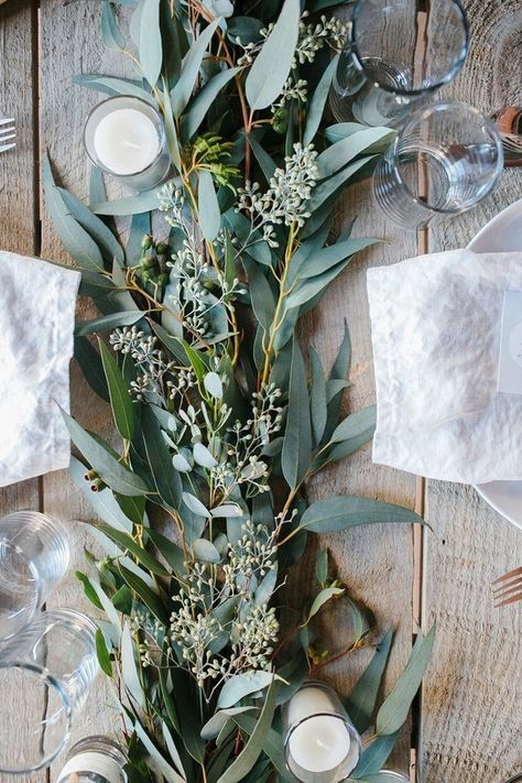 australian native leaves table setting - Google Search Tuscany Wedding Theme, Australian Christmas, Table Runners Wedding, Beltane, Tuscany Wedding, Christmas Table Settings, Deco Floral, Wedding Cake Designs, Greenery Wedding