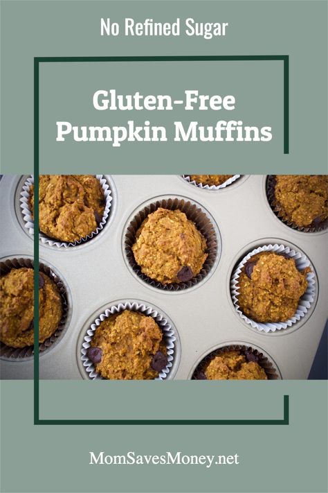 Easy and delicious gluten-free pumpkin muffins with no refined sugar. Made with gluten-free oats, maple syrup (or date sugar), pumpkin puree, applesauce, eggs and a blend of spices for an incredible and delicous healthy gluten-free dessert. Ready in under 25 minutes and freezer-friendly. Get the recipe now! Date Sugar, Gluten Free Pumpkin Muffins, Gluten Free Desserts Healthy, Frozen Pumpkin, Pumpkin Muffin Recipes, Sugar Pumpkin, Pumpkin Pie Filling, Salted Chocolate, Gluten Free Treats