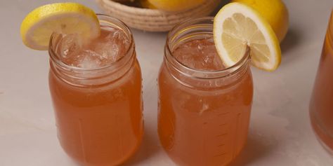 Fireball Pink Lemonade ​​It's the best of summer in a glass.​ Fireball Cocktails, Fireball Recipes, Fireball Drinks, Pink Lemonade Recipes, Fireball Whiskey, Lemonade Cocktail, Lemon Lemonade, Spring Cocktails, Lemonade Recipes