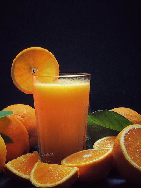 Homemade Orange Juice, Orange Juice Recipes, Fruit Juice Recipes, Natural Immune Boosters, Fresh Orange Juice, Fat Burning Juice, Fresh Squeezed Juice, Orange Drinks, Food Photoshoot