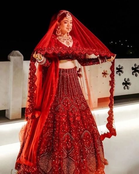 Bright Red Bridal Lehenga, Stylish Bridal Dresses, Cravings Chart, Red Bridal Lehenga Pakistani, Lehenga Designs 2023, Lehengas Designs, Bridal Lenghas, Red Wedding Lehenga, Red Bridal Lehenga