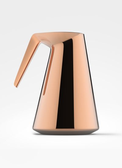 Copper Carafe, design: Thomas Feichtner Copper Deficiency, Kettle Design, Spout Design, Copper Pitcher, Carafe Design, Copper Jug, Eyes Open, Objects Design, Golden Goose