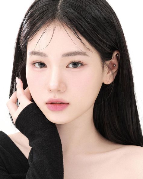 앞머리 스타일, Mode Kawaii, Korean Face, Asian Makeup, Face Hair, Fesyen Wanita, Korean Makeup, Girl Face, Ulzzang Girl