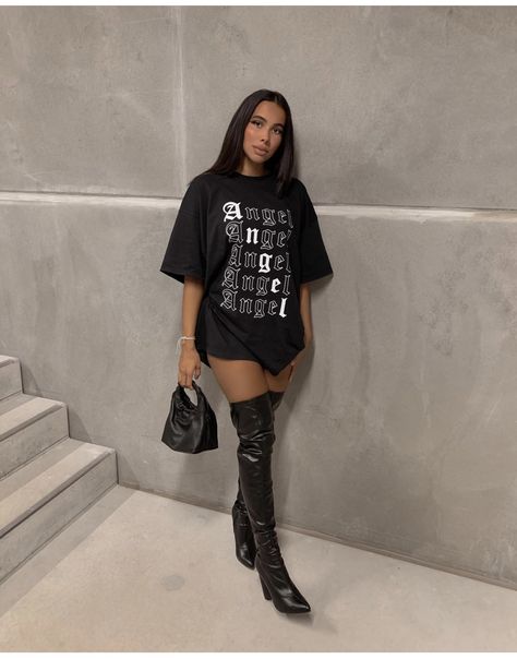 Big Tshirt Dress Outfit, Oversized Shirt With Knee High Boots, Oversized Long Sleeve T-shirt For Concert, T Shirt Dress Thigh High Boots, Graphic Tee With Thigh High Boots, Oversized Tshirt Thigh High Boots, R B Concert Outfit Night, Rnb Concert Outfit, Big Tshirt Outfit