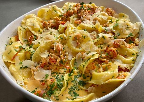 Crawfish Cream Ravioli Crawfish Tortellini Recipes, Crawfish Ravioli Recipe, Crawfish Ravioli, Four Cheese Ravioli, Crawfish Pasta, Ravioli Sauce, Creole Food, Cream Cheese Pasta, Truffle Pasta